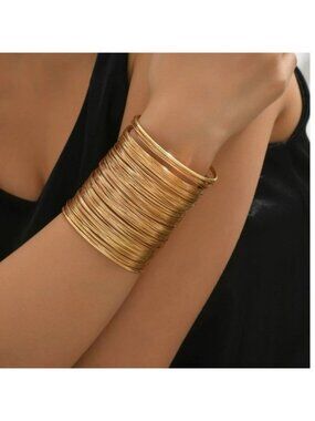 Gold Minimalist Cuff Bangle